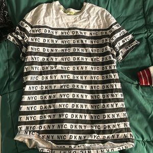 DKNY short sleeve